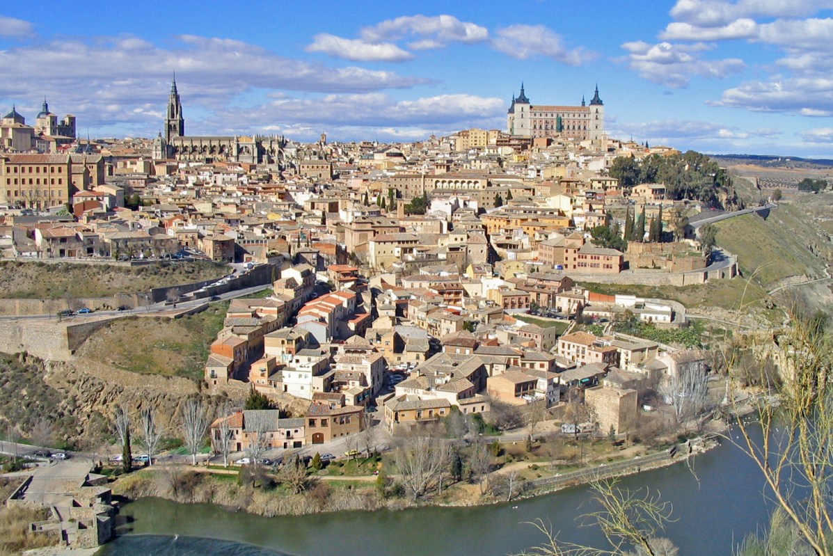 vista_general_de_toledo_espana_01